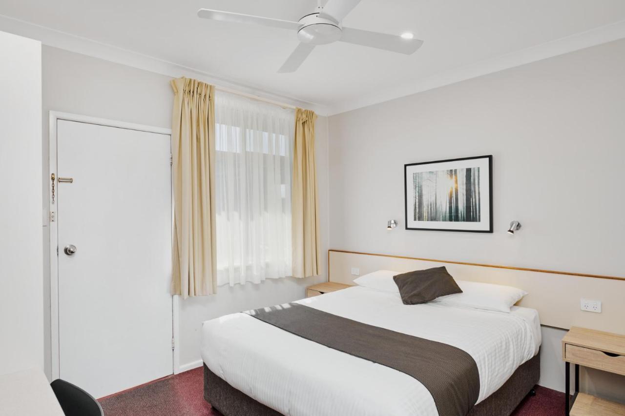 Wingham Motel エクステリア 写真